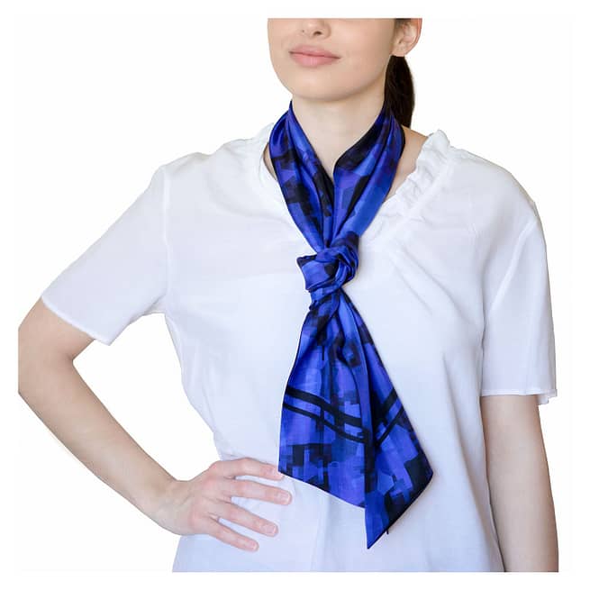 Bufanda de seda azul
